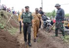 Dandim 0809/Kediri Tinjau Pembangunan Jembatan Gantung Garuda di Desa Keling
